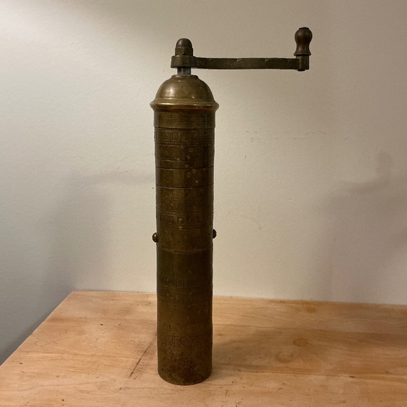 Atlas Pepper Mill Imports Made in Greece